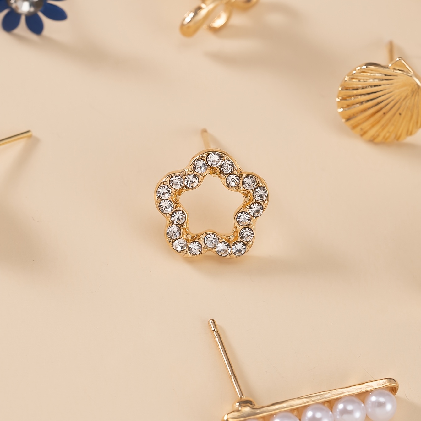 60pc Cute Flower & Heart-Shaped Earring Set